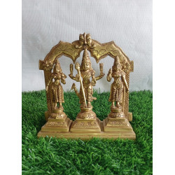 Lord Murugan with Valli Deivanai